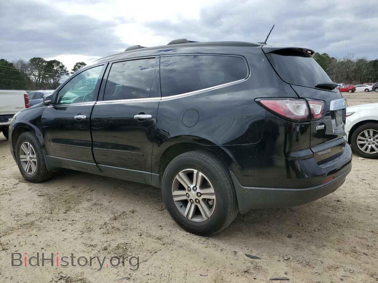2017 CHEVROLET TRAVERSE - VIN: 1GNKRGKD3HJ304170 - Фото 2