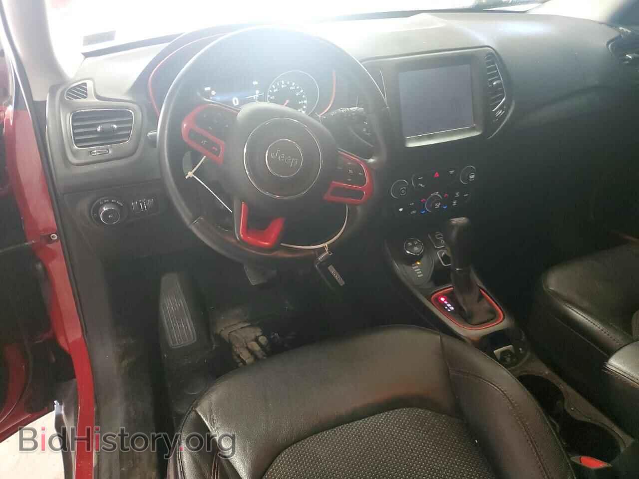2018 JEEP COMPASS - VIN: 3C4NJDDB9JT117084 - Фото 8