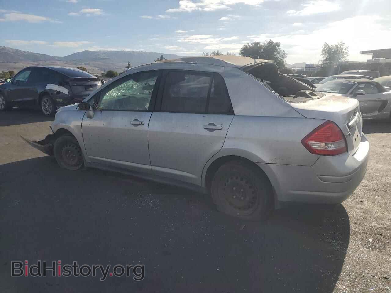 2009 NISSAN VERSA - VIN: 3N1BC11E09L396725 - Фото 2