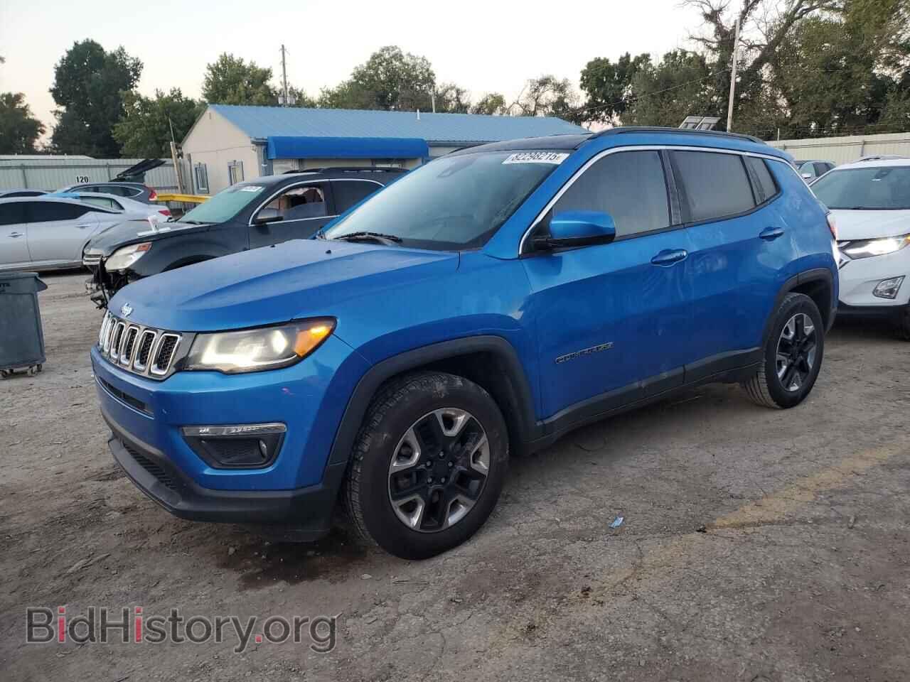 Photo 3C4NJCBB4HT682155 - JEEP COMPASS 2017