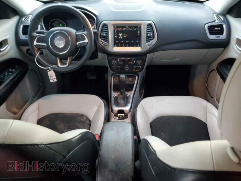 2017 Jeep COMPASS (VIN 3C4NJCBB4HT682155) — фото 8 из 13