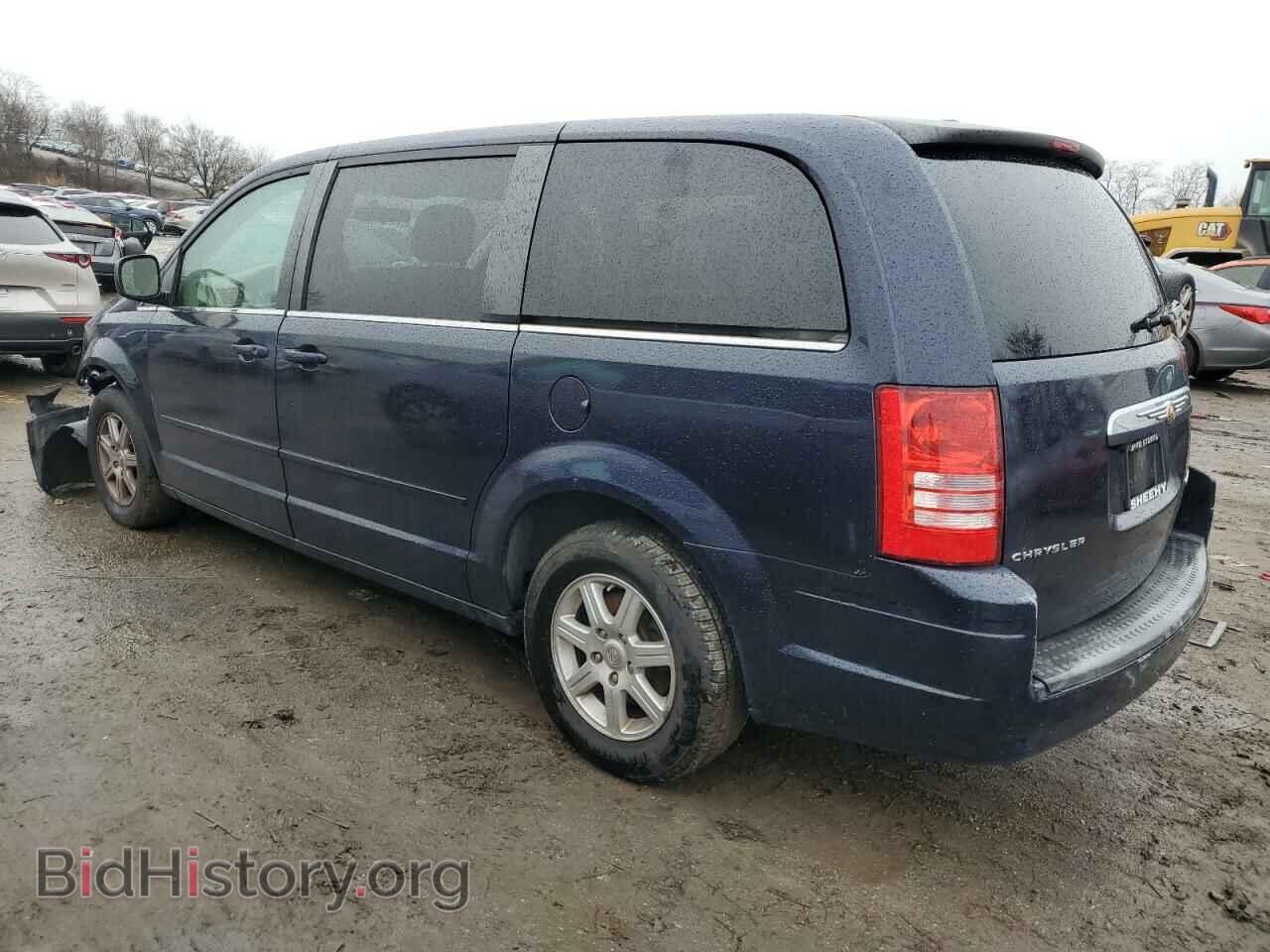 2010 CHRYSLER MINIVAN - VIN: 2A4RR2D18AR404662 - Фото 2