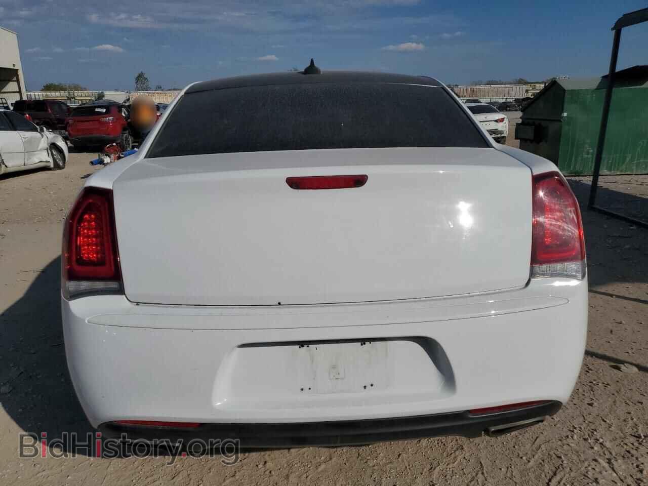 2017 CHRYSLER 300 - VIN: 2C3CCAGG7HH647956 - Фото 6