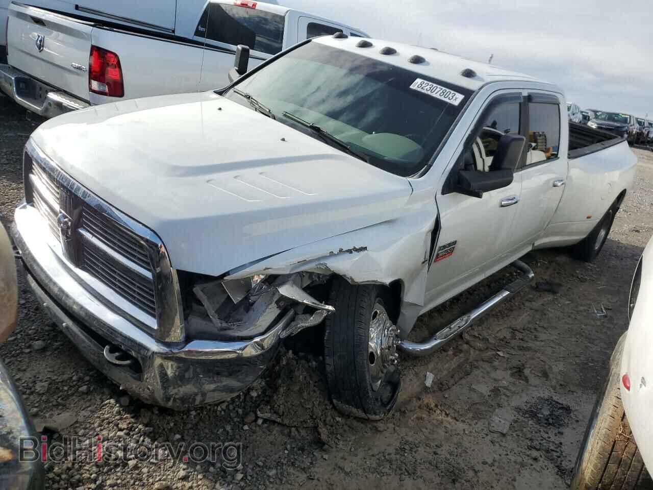 Photo 3D73M4CL7BG624638 - DODGE All Models 2011