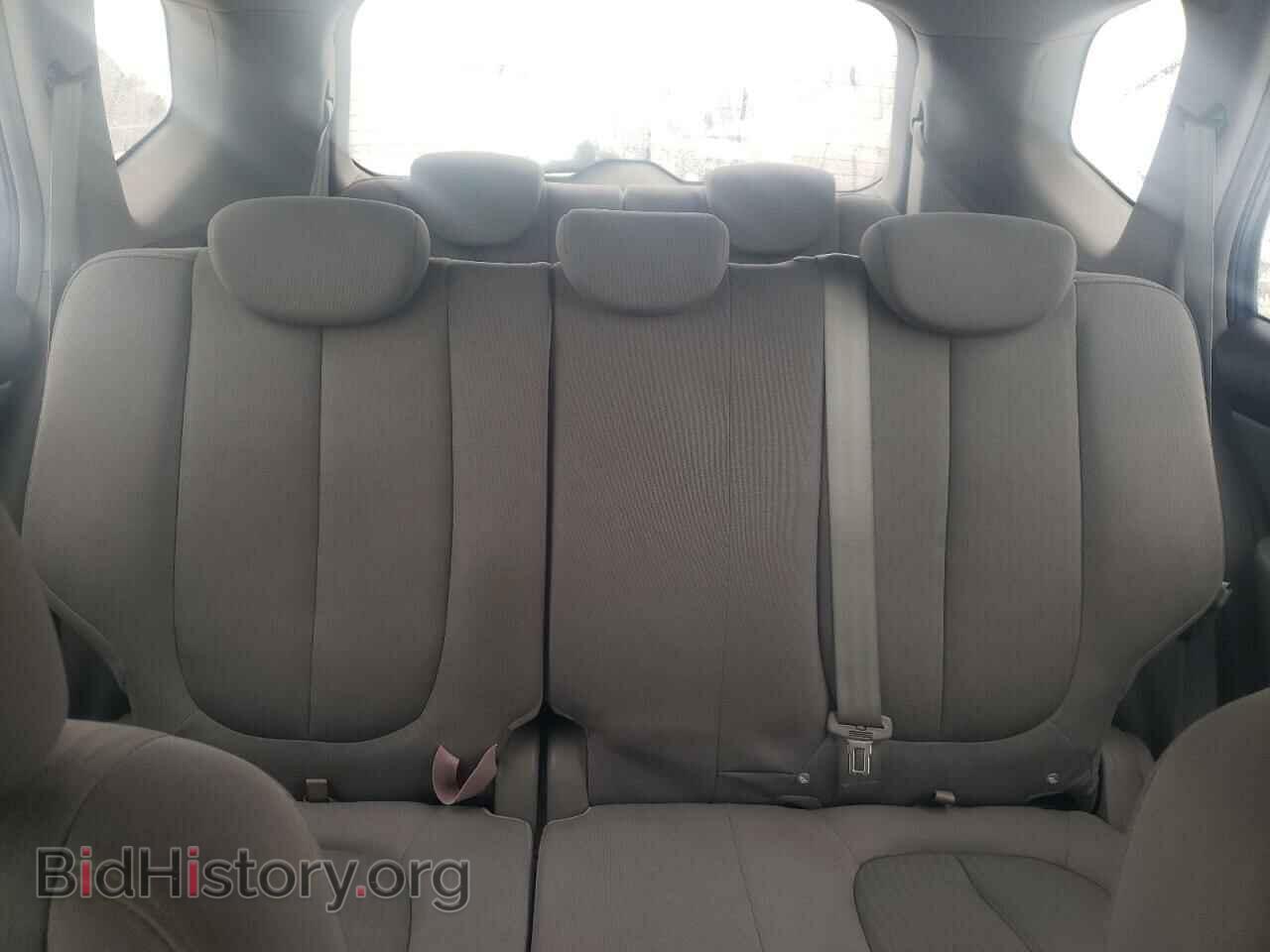 2007 KIA RONDO - VIN: KNAFG525577052413 - Фото 10
