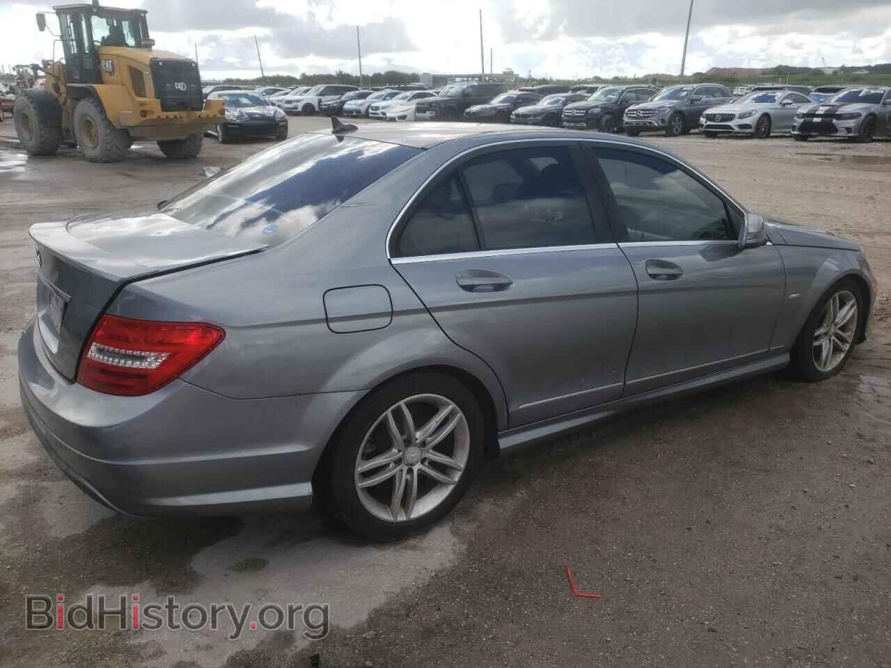 2012 MERCEDES-BENZ C-CLASS - VIN: WDDGF4HB7CR217710 - Фото 3