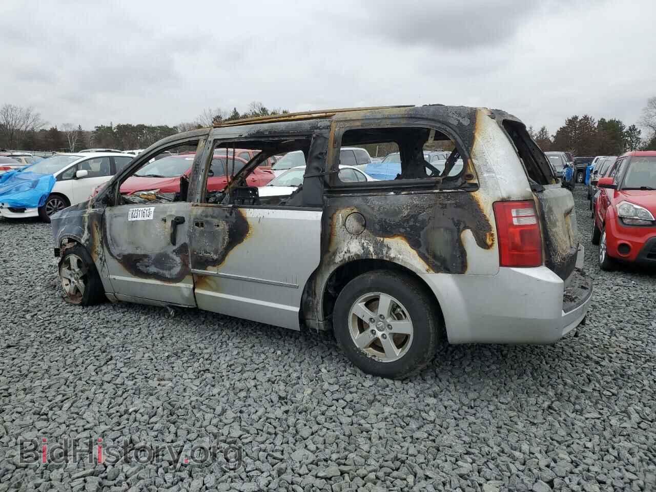 2010 DODGE CARAVAN - VIN: 2D4RN5D17AR215569 - Photo 2