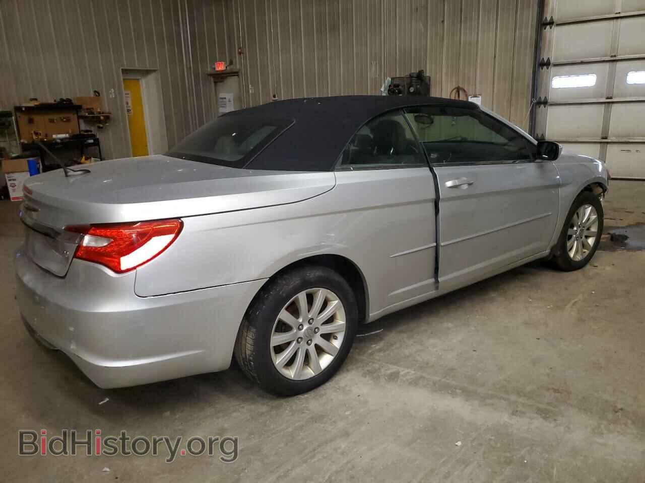 2011 CHRYSLER 200 - VIN: 1C3BC2EB4BN589313 - Фото 3