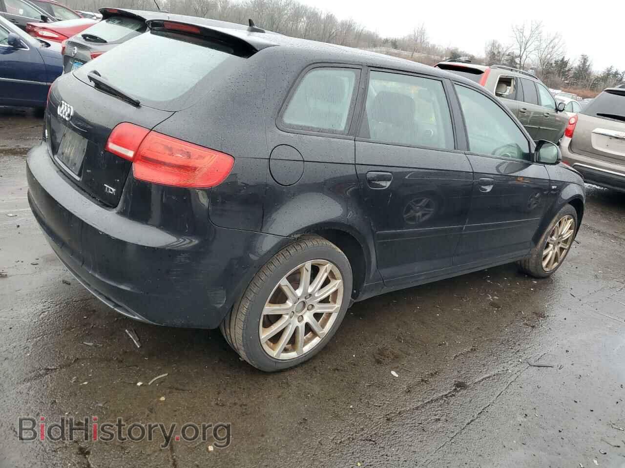 2010 AUDI A3 - VIN: WAUKJAFM8AA143566 - Фото 3