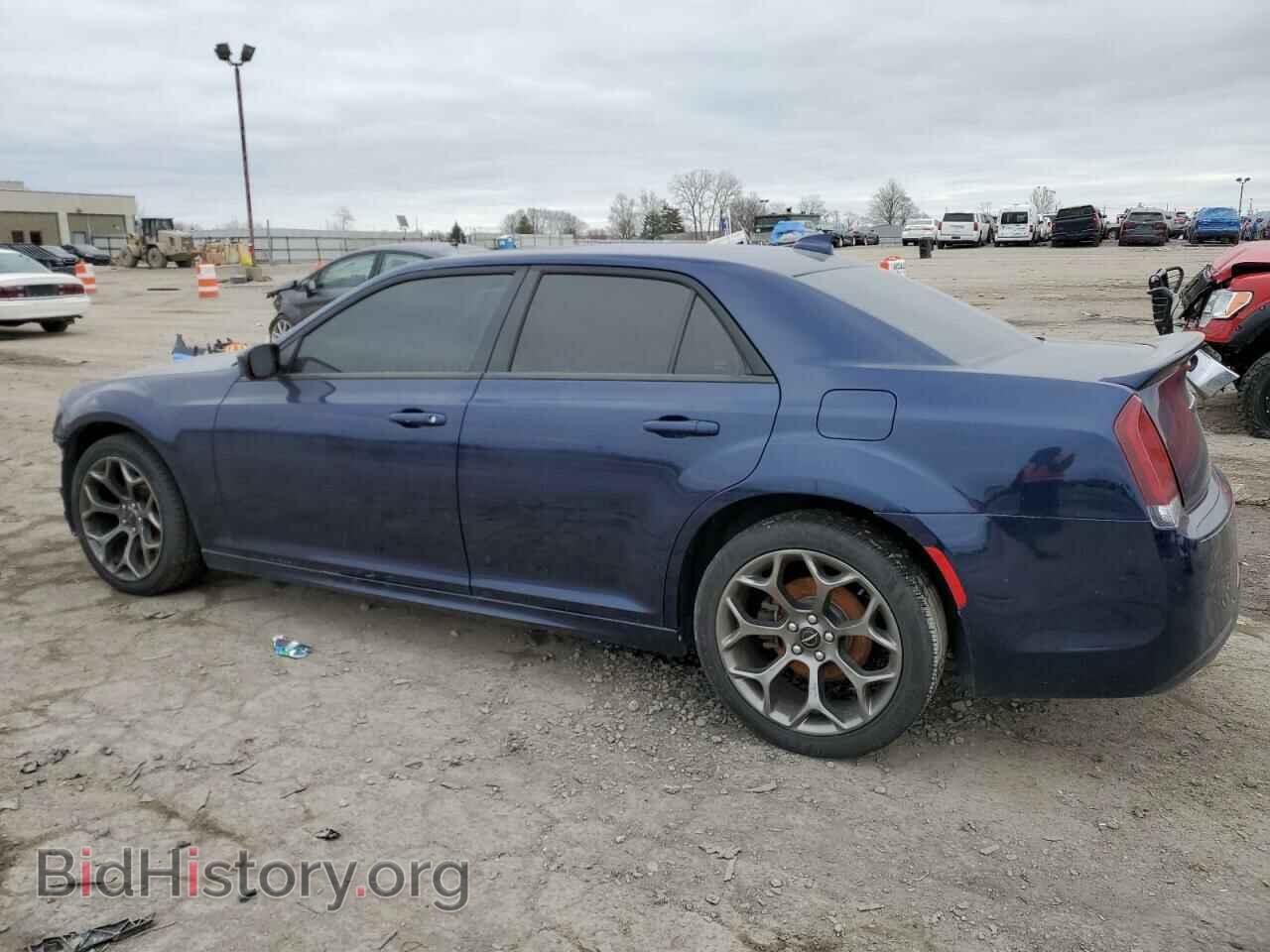 2015 CHRYSLER 300 - VIN: 2C3CCABT2FH739431 - Фото 2