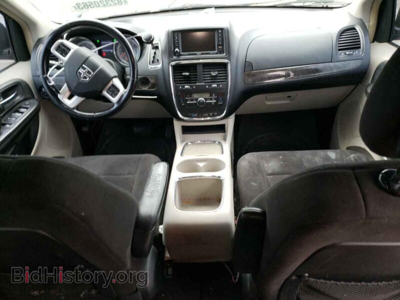2011 Dodge CARAVAN (VIN 2D4RN5DG8BR654642) — photo 8 of 12
