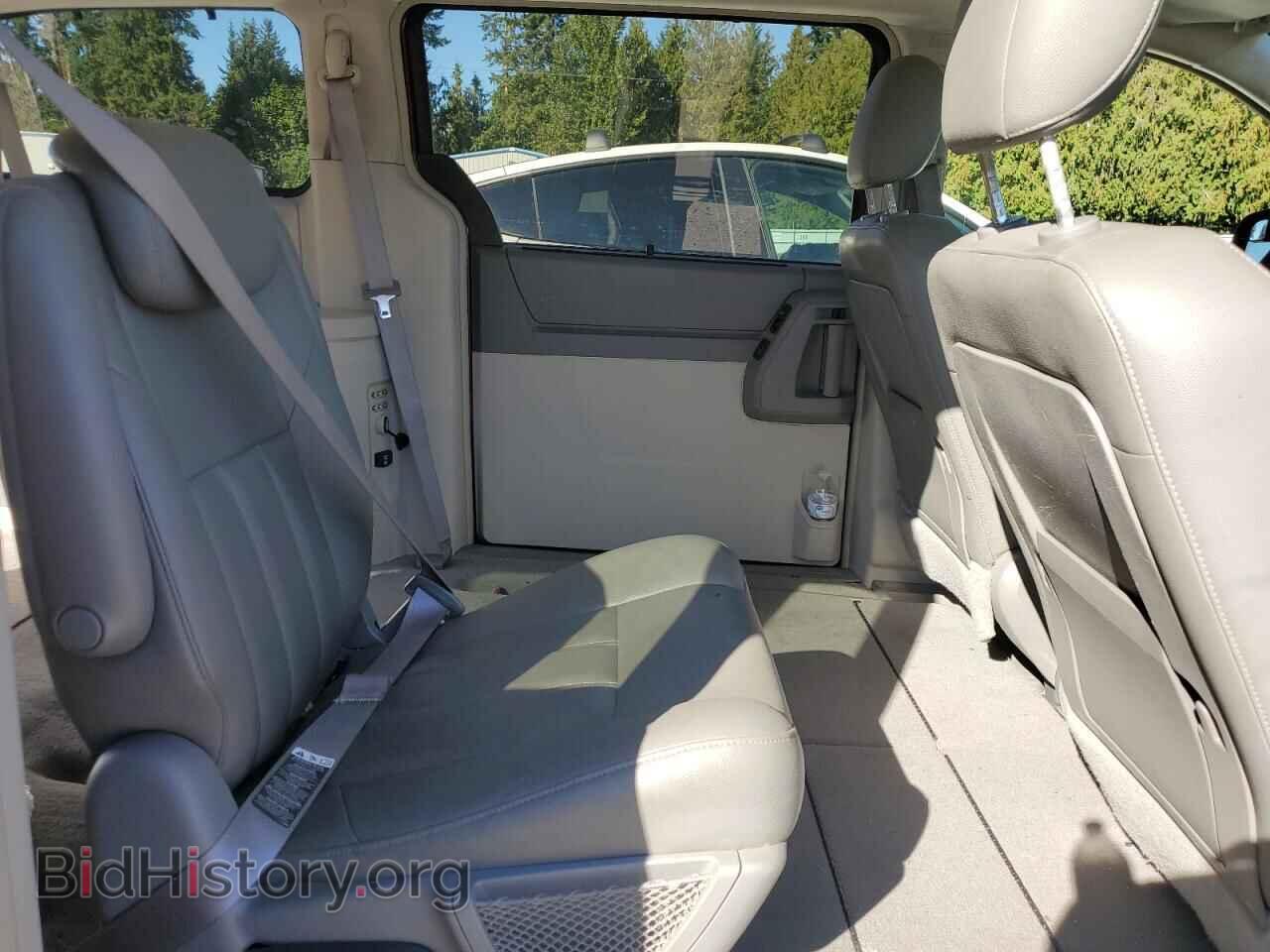 2008 CHRYSLER MINIVAN - VIN: 2A8HR54P58R720269 - Фото 11