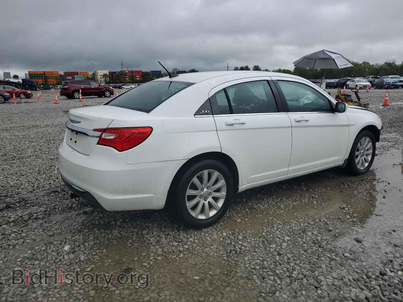 2013 CHRYSLER 200 - VIN: 1C3CCBBB1DN768372 - Фото 3
