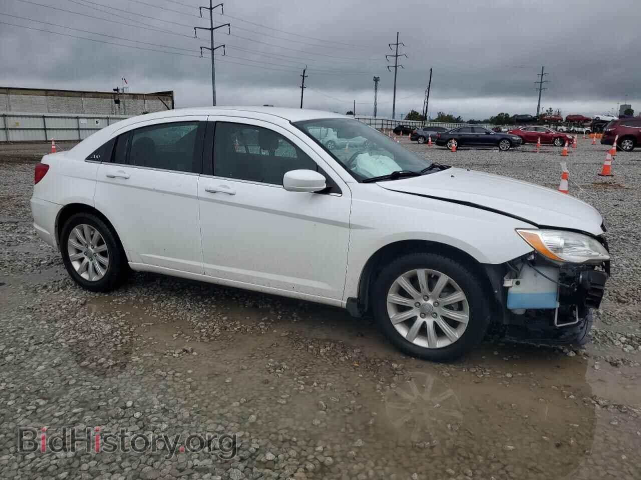 2013 CHRYSLER 200 - VIN: 1C3CCBBB1DN768372 - Фото 4