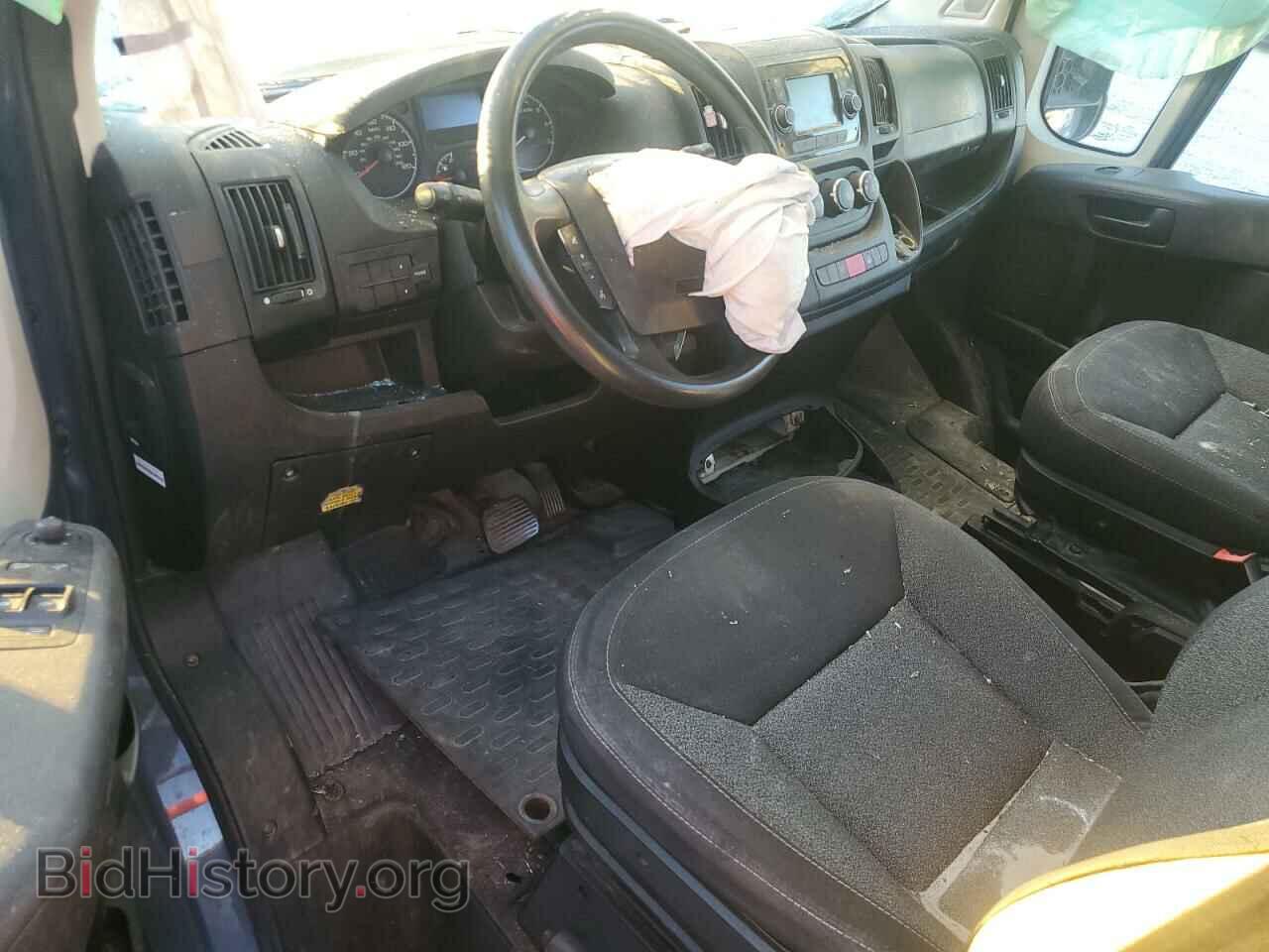 2019 RAM All Models - VIN: 3C6URVJG4KE544101 - Фото 8
