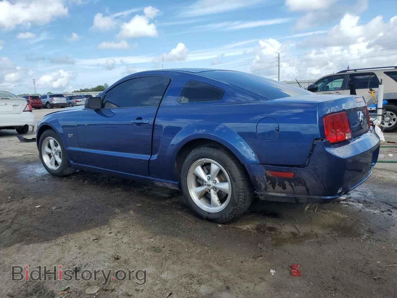 2008 FORD MUSTANG - VIN: 1ZVHT82H885176480 - Фото 2
