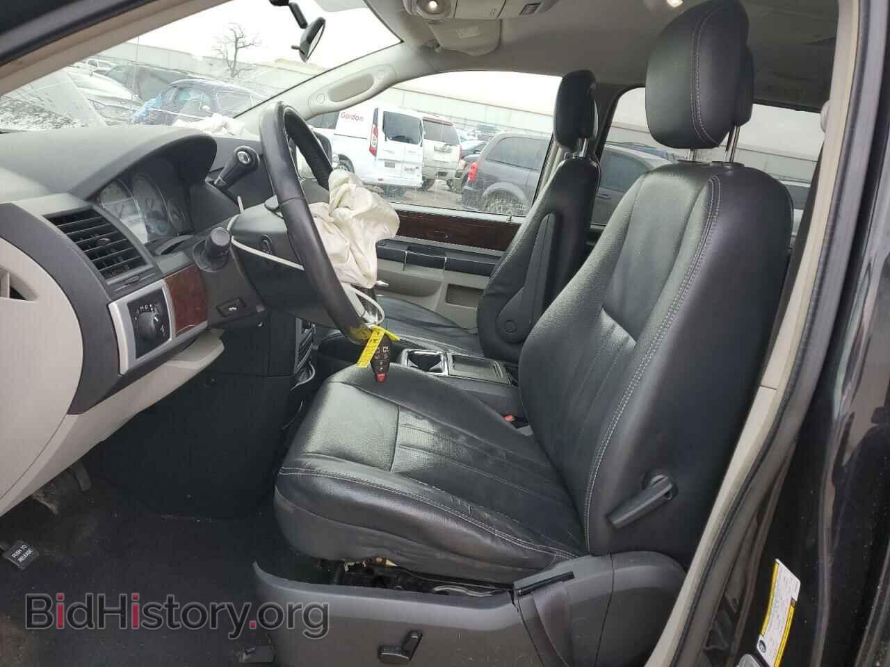 2010 CHRYSLER MINIVAN - VIN: 2A4RR8DX7AR330920 - Фото 7