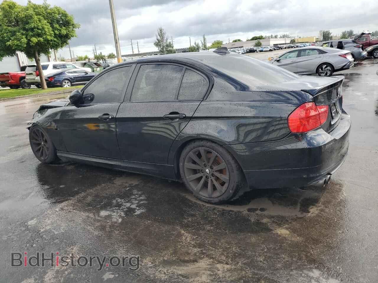 2011 BMW 3 SERIES - VIN: WBAPH7C5XBE126053 - Фото 2