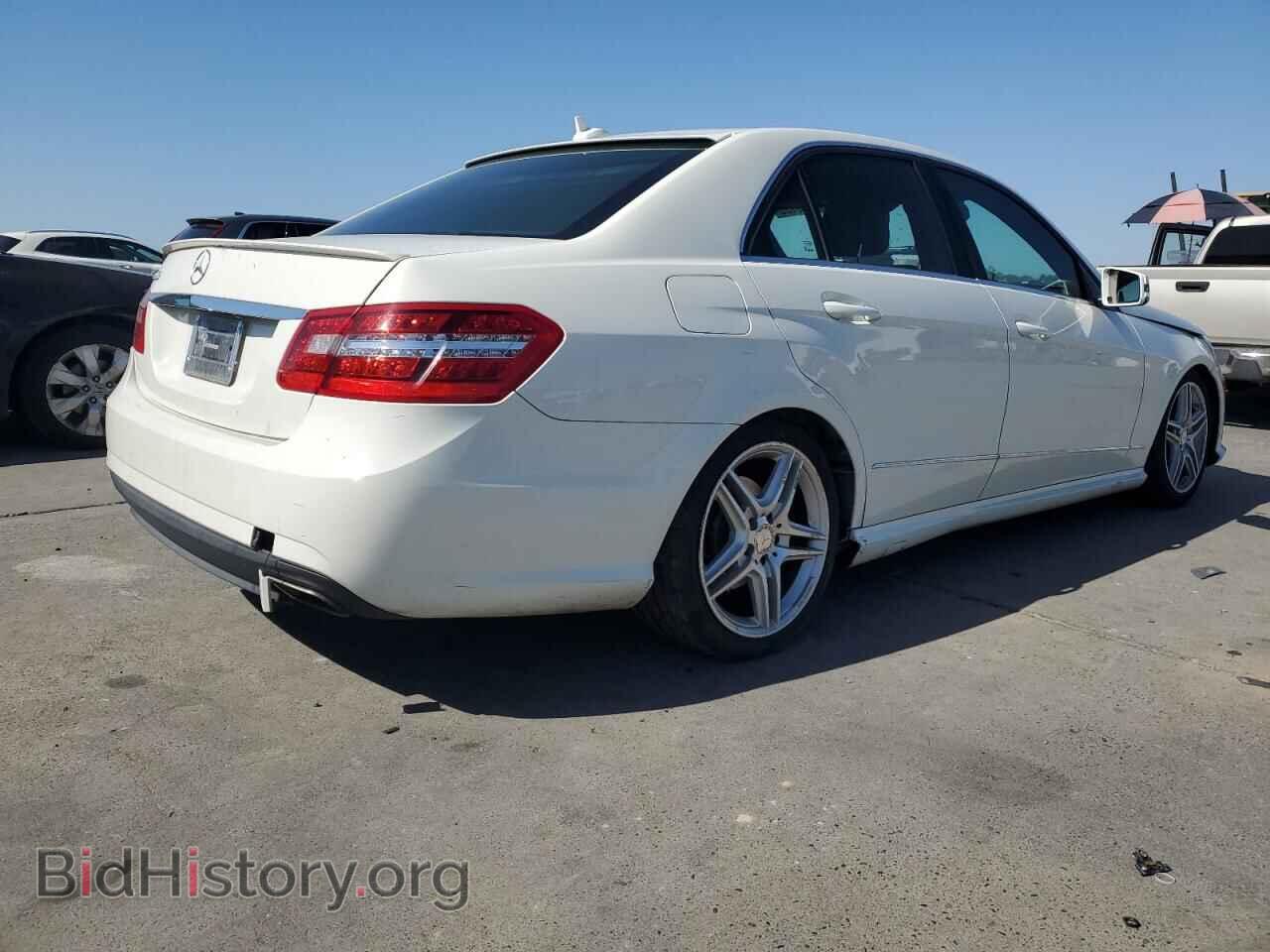 2011 MERCEDES-BENZ E-CLASS - VIN: WDDHF5GB7BA312258 - Фото 3