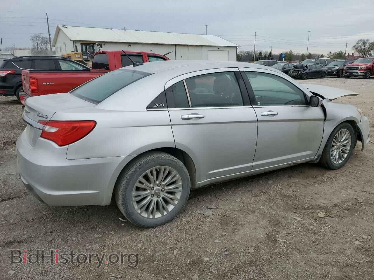 2011 CHRYSLER 200 - VIN: 1C3BC2FG2BN619774 - Фото 3