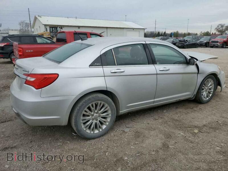 2011 Chrysler 200 (VIN 1C3BC2FG2BN619774) — фото 3 из 12
