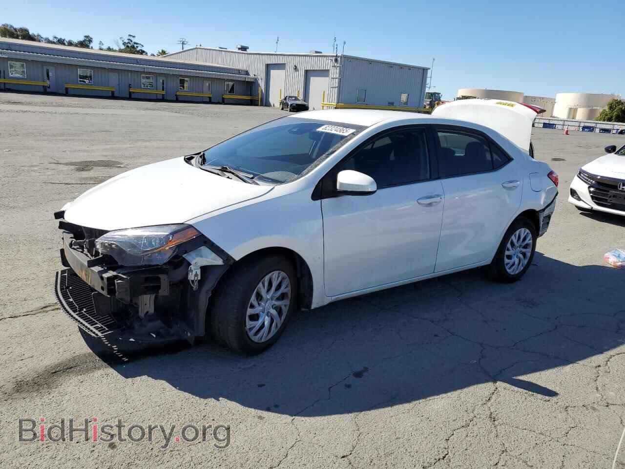 Фотография 5YFBURHE2JP794993 - TOYOTA COROLLA 2018