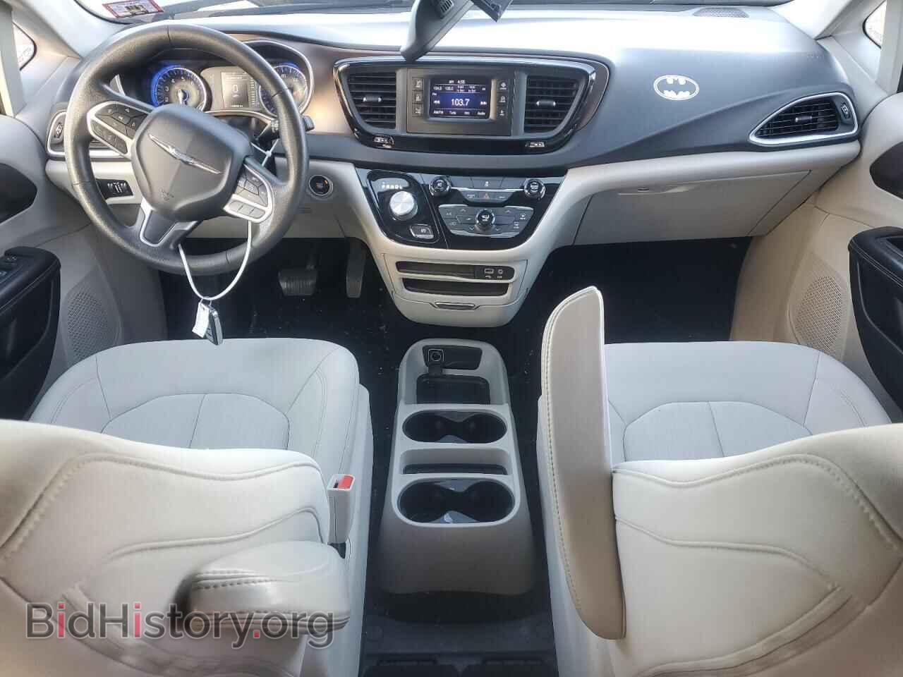2017 CHRYSLER PACIFICA - VIN: 2C4RC1CG2HR657784 - Photo 8
