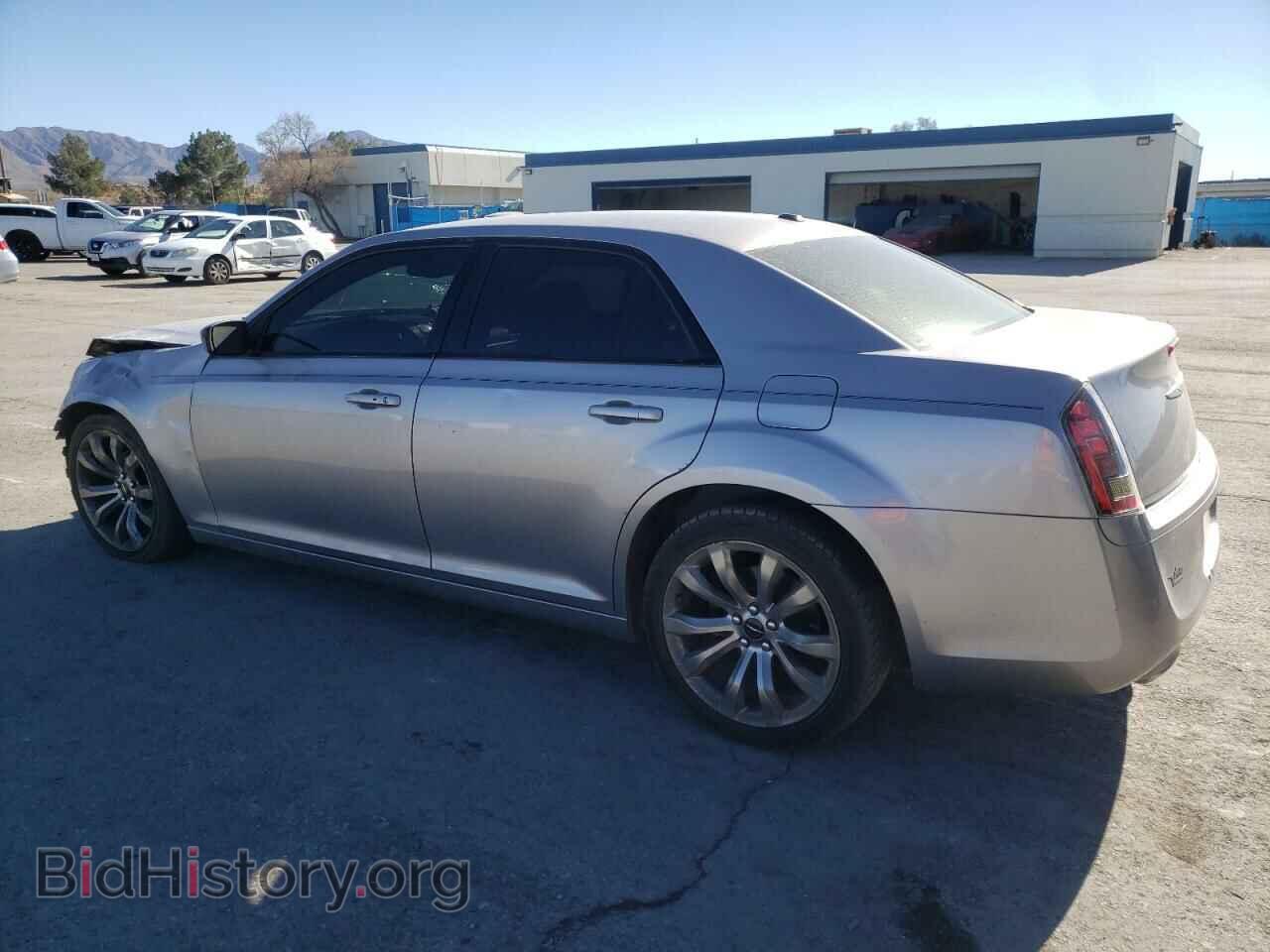 2014 CHRYSLER 300 - VIN: 2C3CCABG6EH376696 - Фото 2