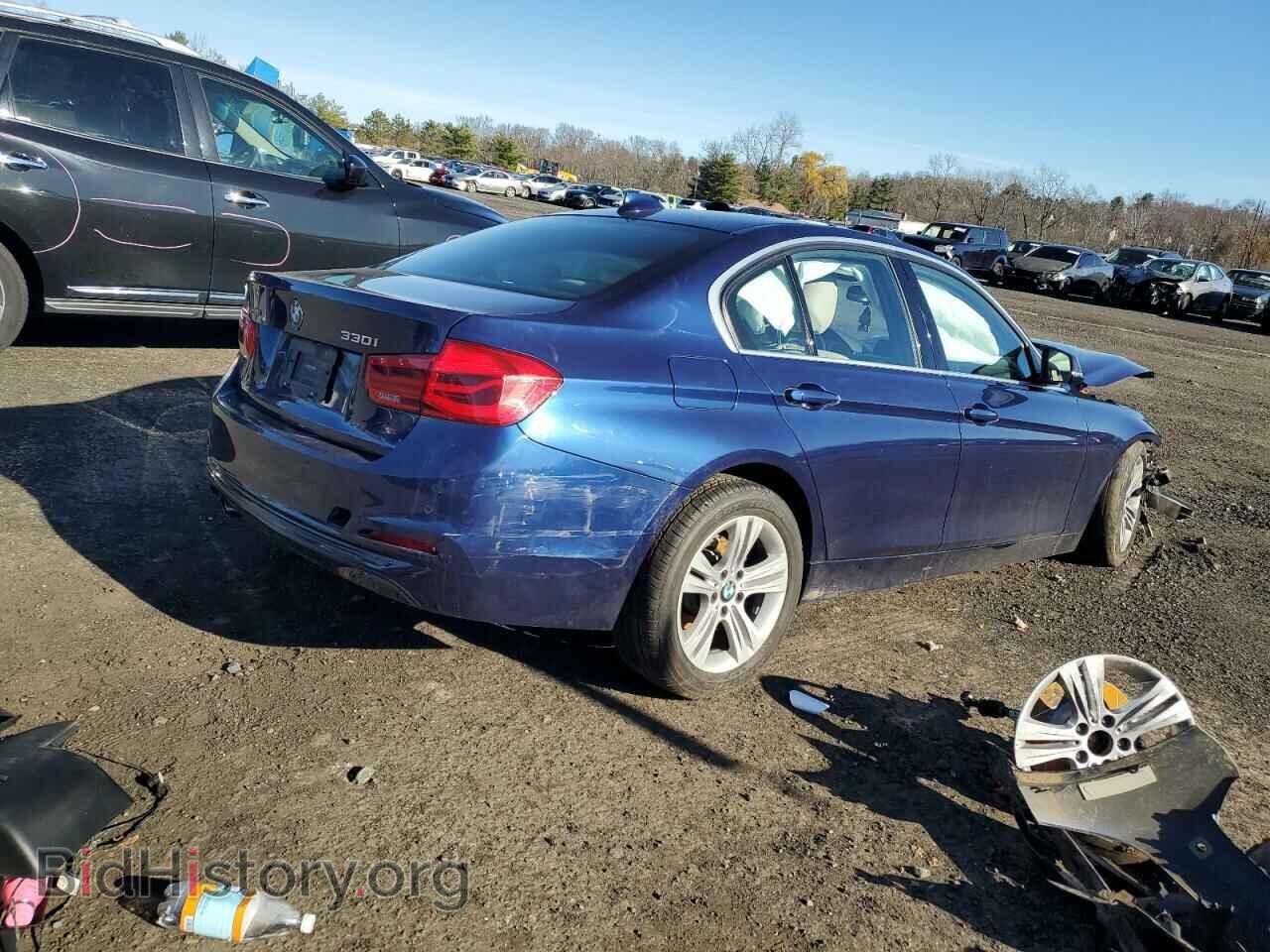 2017 BMW 3 SERIES - VIN: WBA8D9C37HA011372 - Фото 3