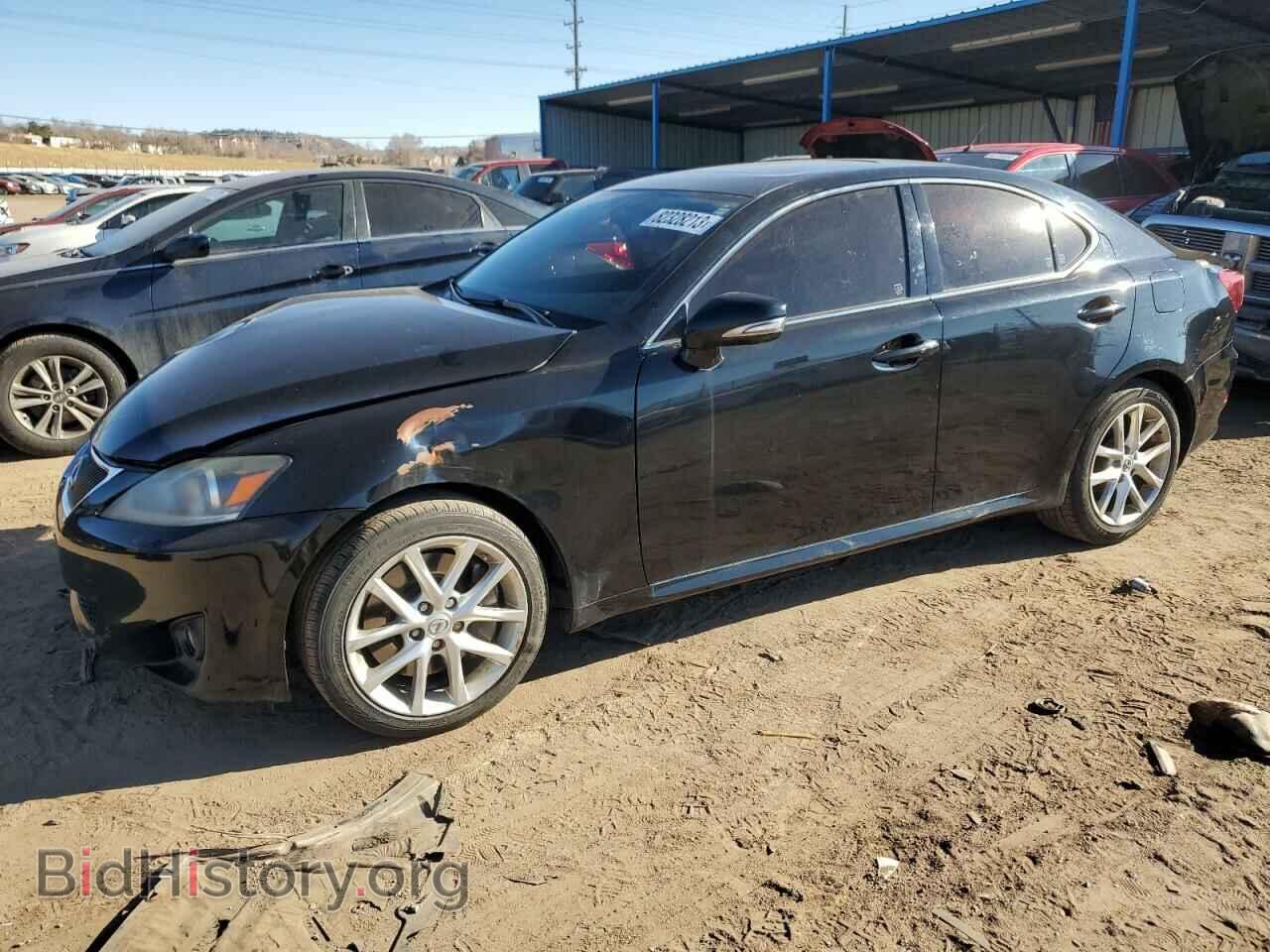 Photo JTHCE5C23B5000815 - LEXUS IS 2011