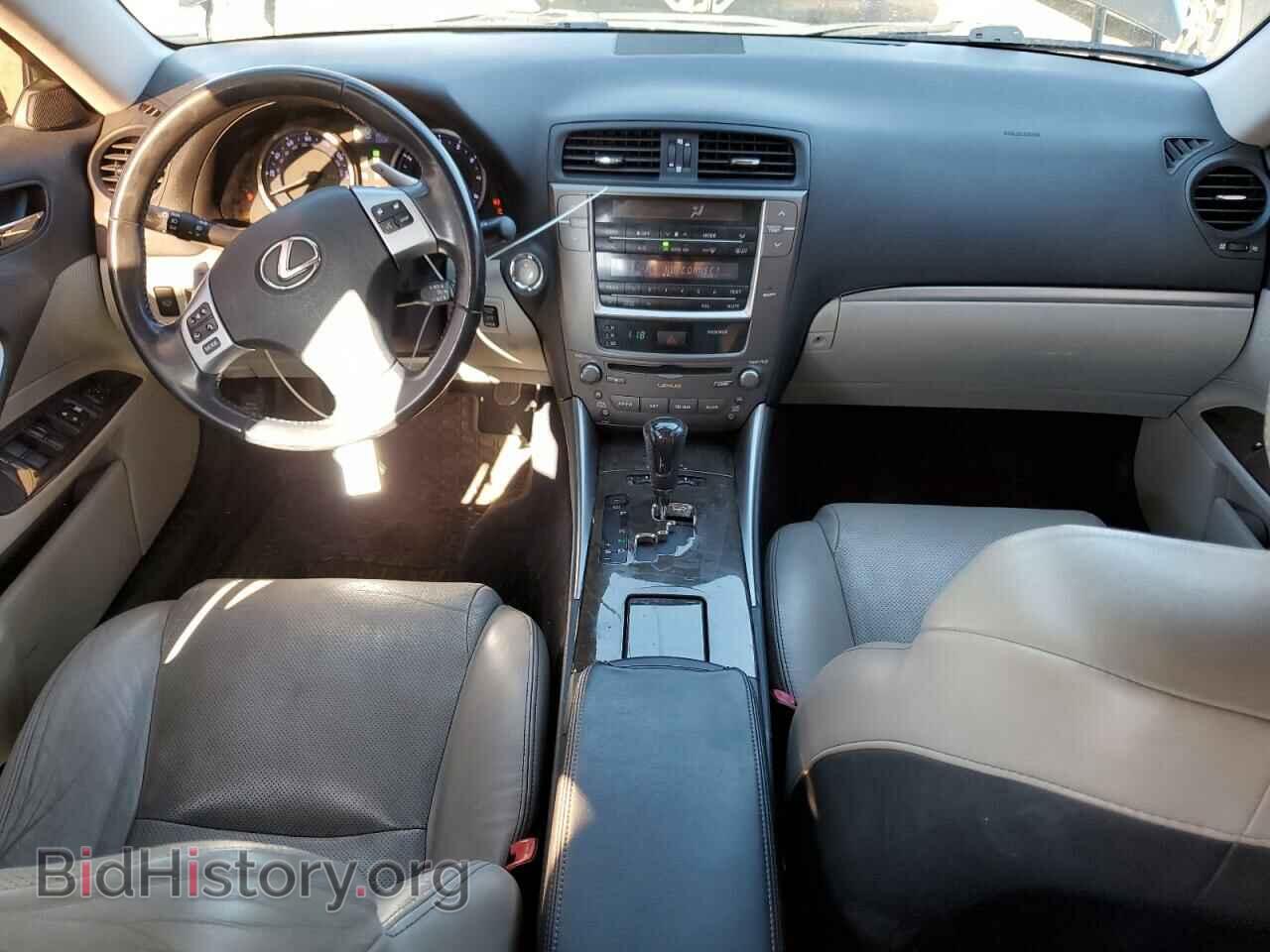 2011 LEXUS IS - VIN: JTHCE5C23B5000815 - Photo 8