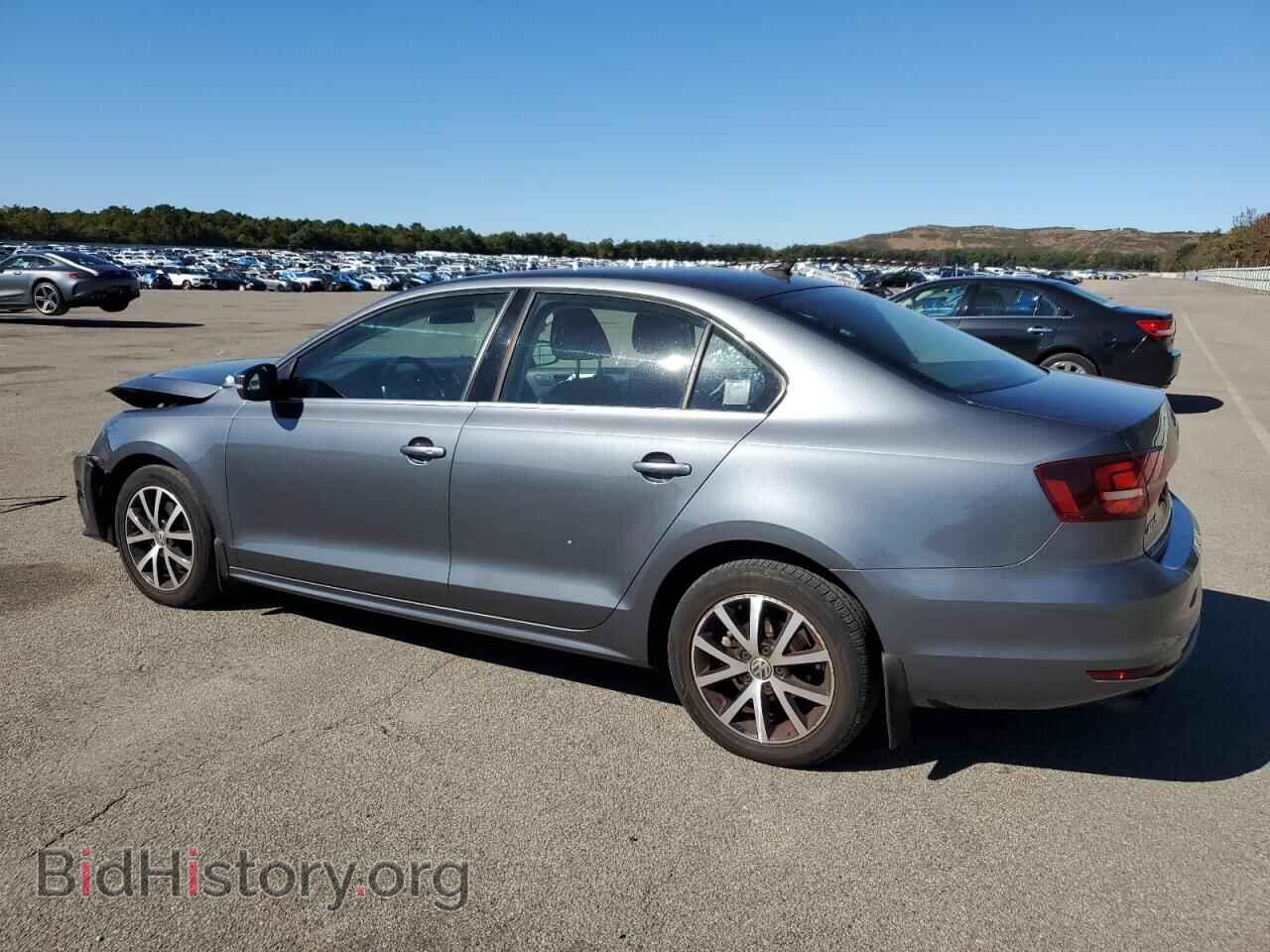 2017 VOLKSWAGEN JETTA - VIN: 3VWDB7AJ0HM379888 - Фото 2