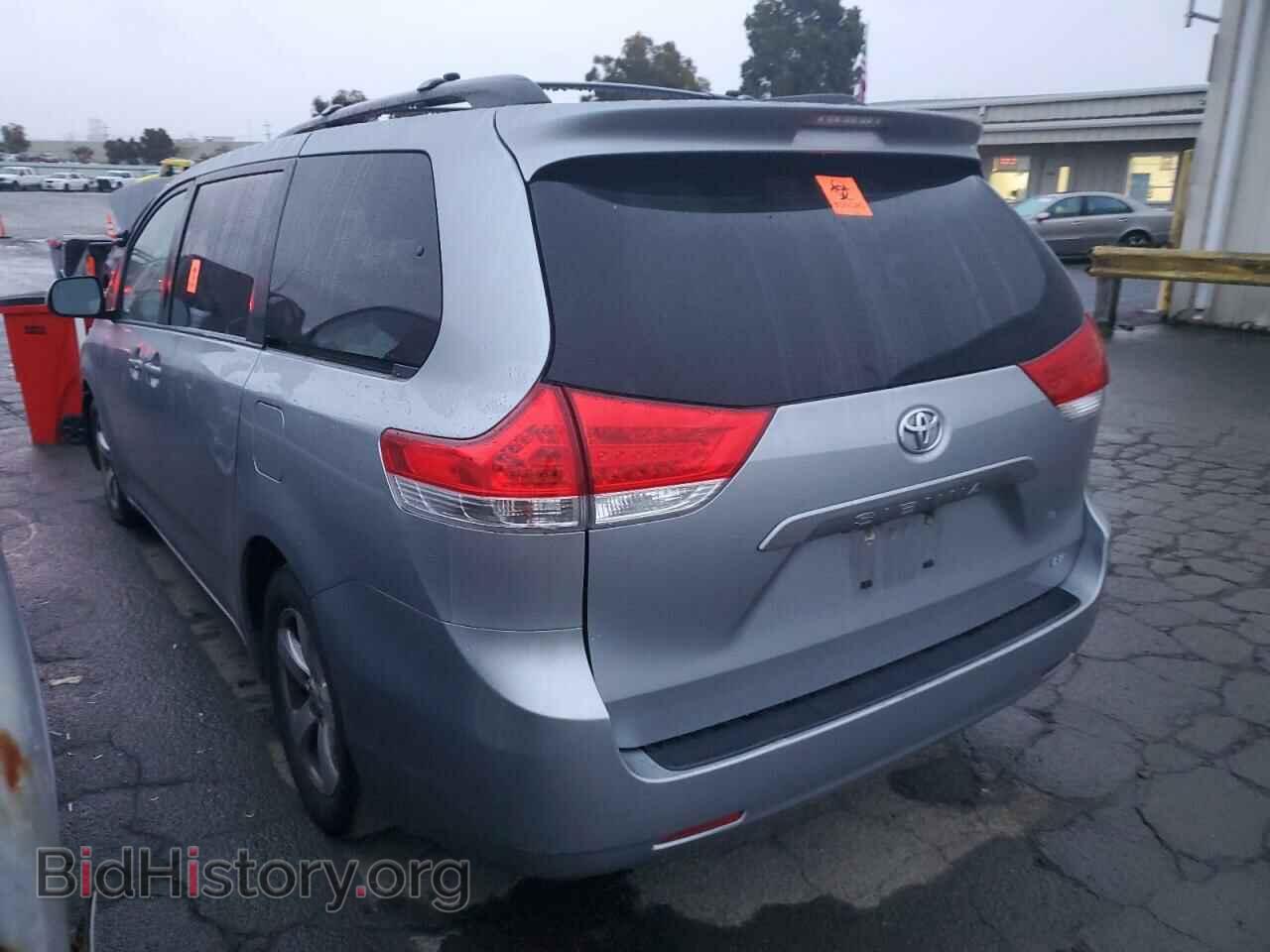 2014 TOYOTA All Models - VIN: 5TDKK3DC9ES422104 - Фото 2