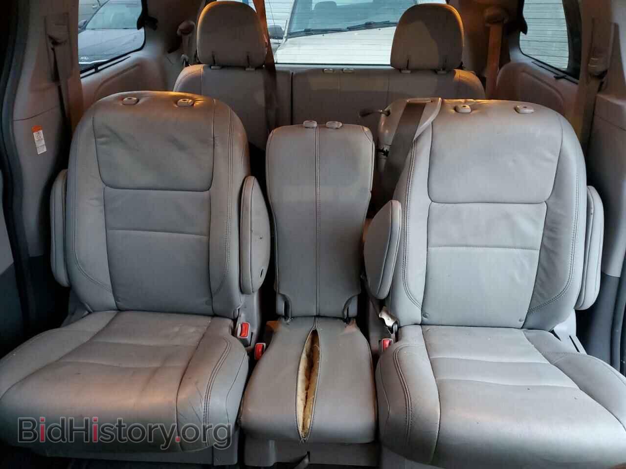 2017 TOYOTA All Models - VIN: 5TDYZ3DC8HS833536 - Фото 10