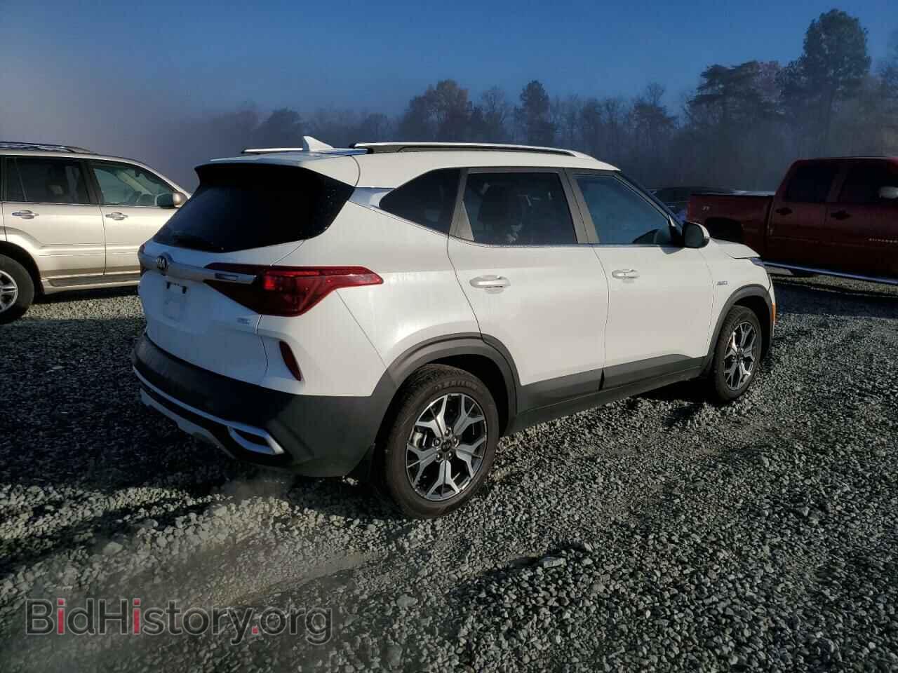 2021 KIA SELTOS - VIN: KNDERCAA1M7221978 - Фото 3