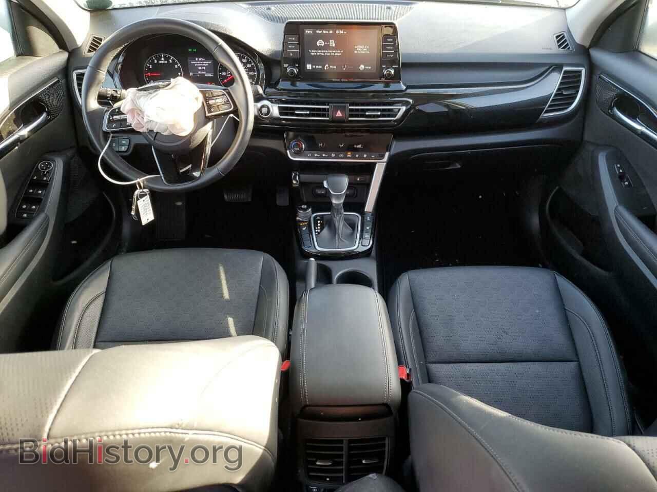 2021 KIA SELTOS - VIN: KNDERCAA1M7221978 - Фото 8