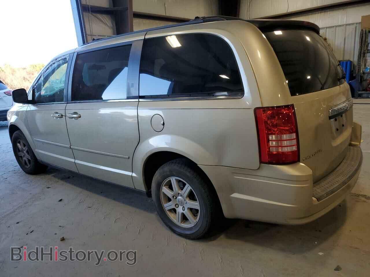 2010 CHRYSLER MINIVAN - VIN: 2A4RR2D10AR376372 - Фото 2