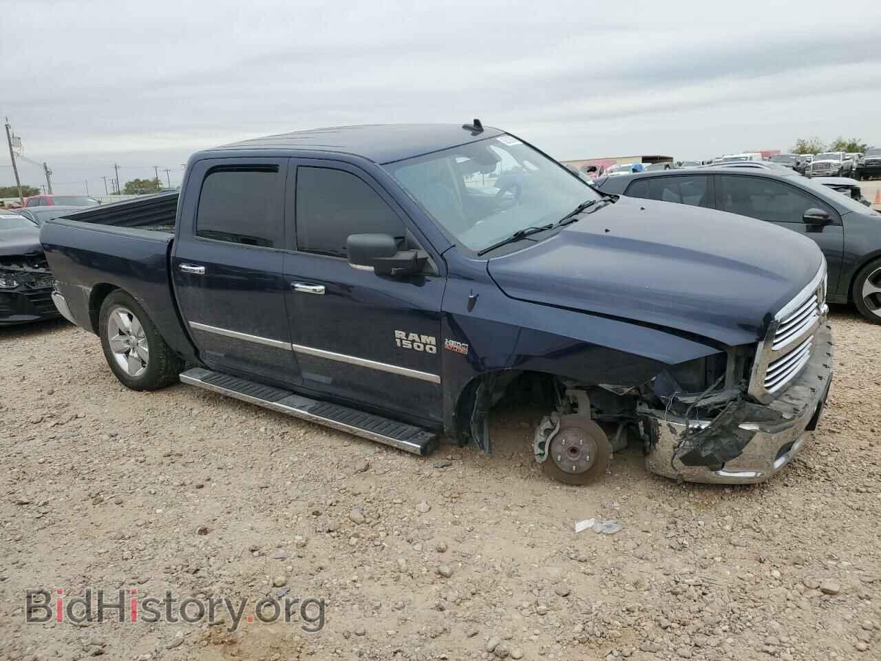 2017 RAM 1500 - VIN: 3C6RR6LT3HG790060 - Photo 4