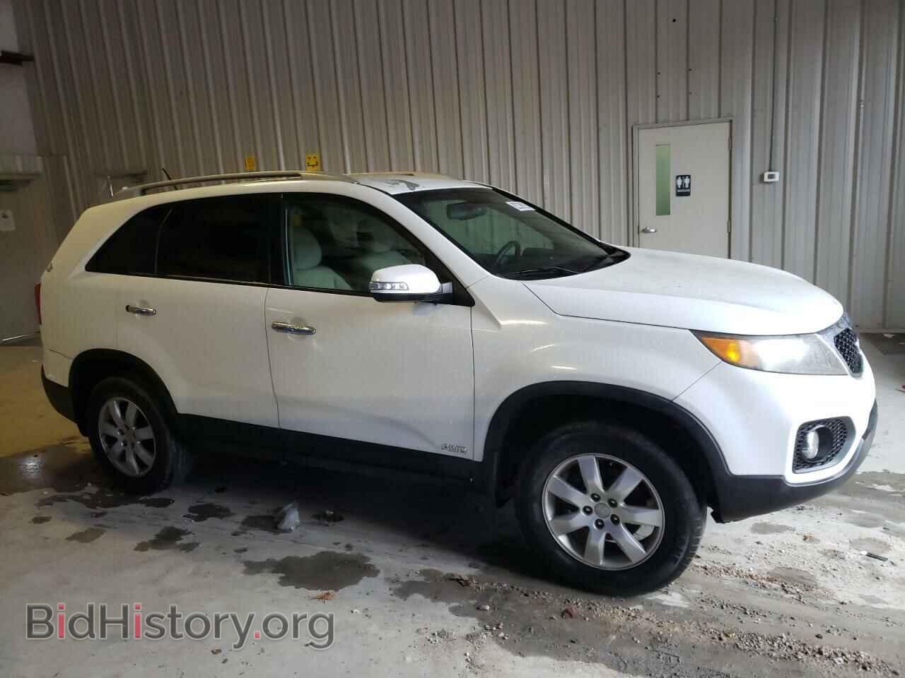 2011 KIA SORENTO - VIN: 5XYKTCA13BG138802 - Фото 4