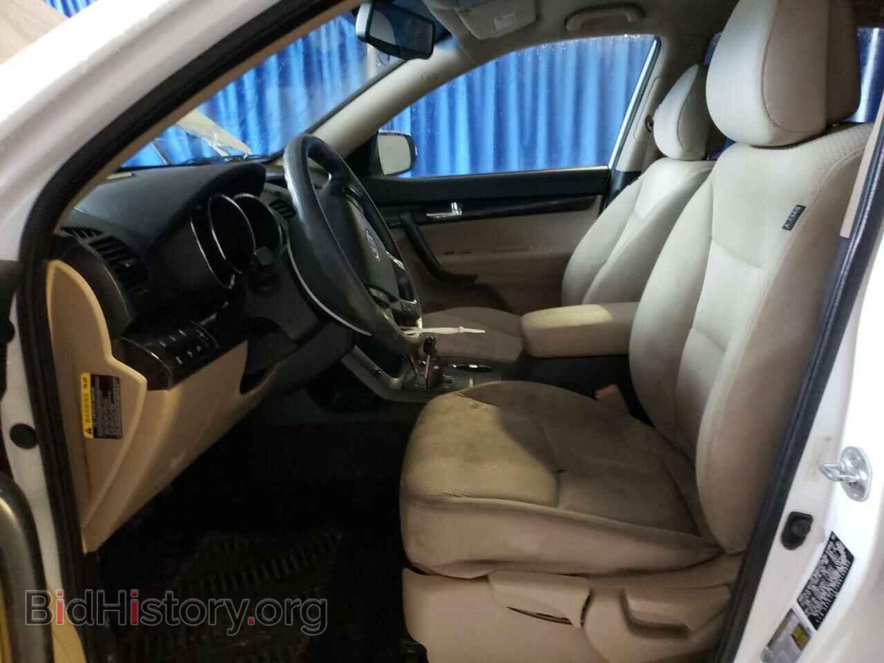 2011 KIA SORENTO - VIN: 5XYKTCA13BG138802 - Фото 7