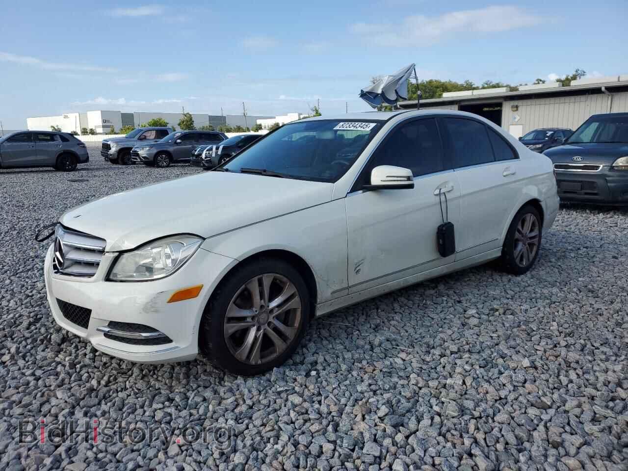 Photo WDDGF8BB4CR191146 - MERCEDES-BENZ C-CLASS 2012