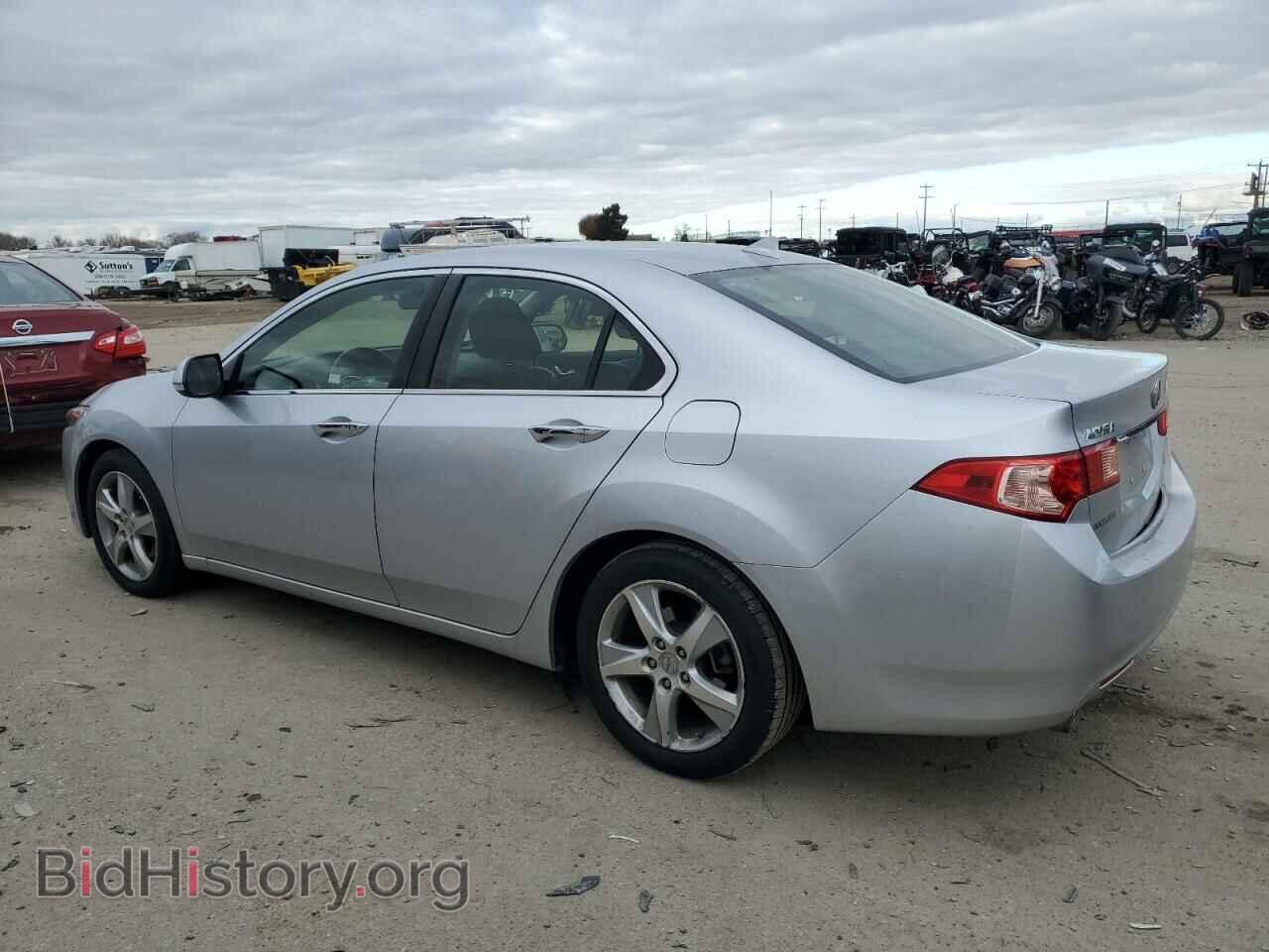 2013 ACURA TSX - VIN: JH4CU2F64DC013197 - Photo 2