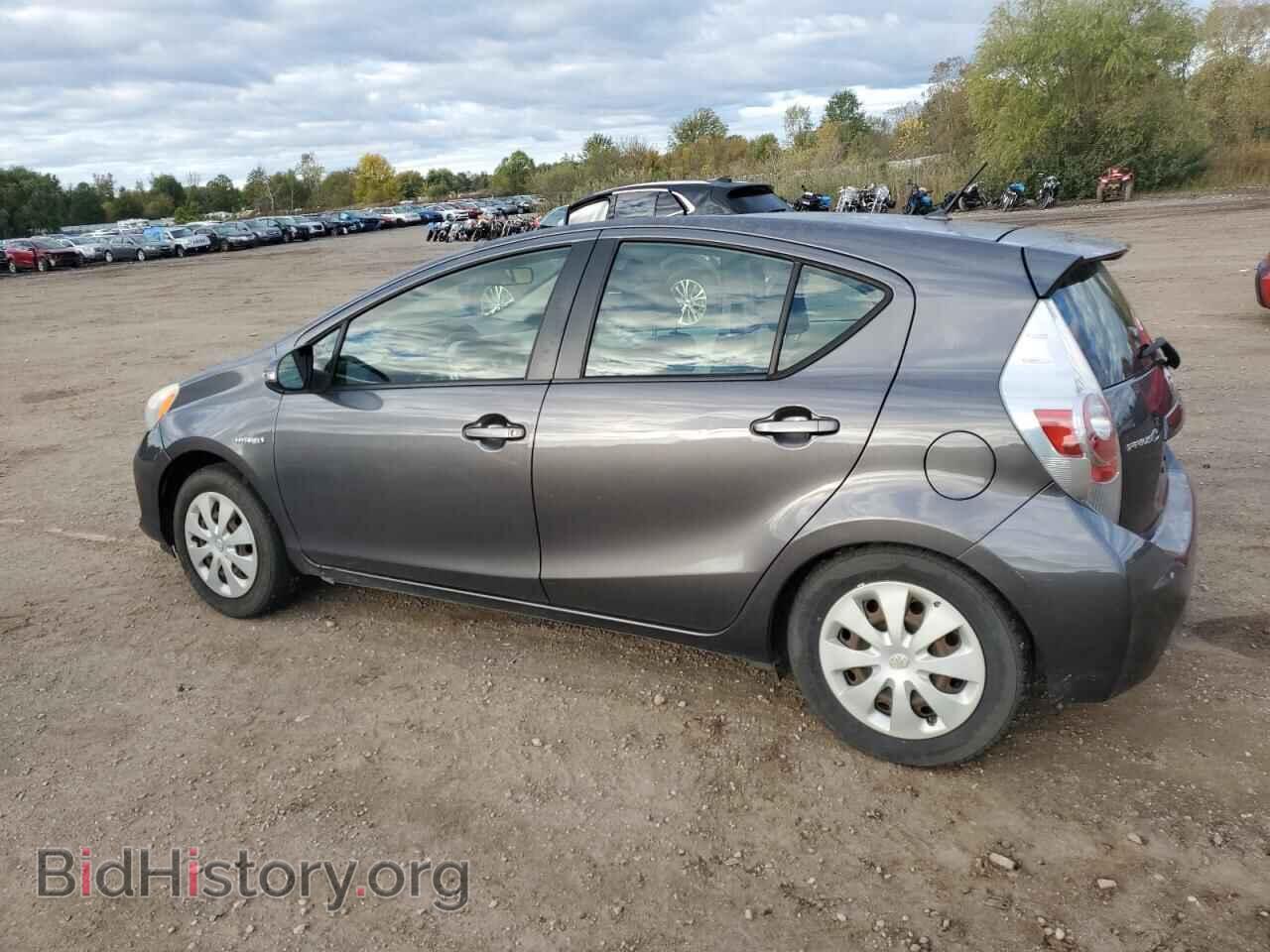 2012 TOYOTA PRIUS - VIN: JTDKDTB32C1013384 - Фото 2