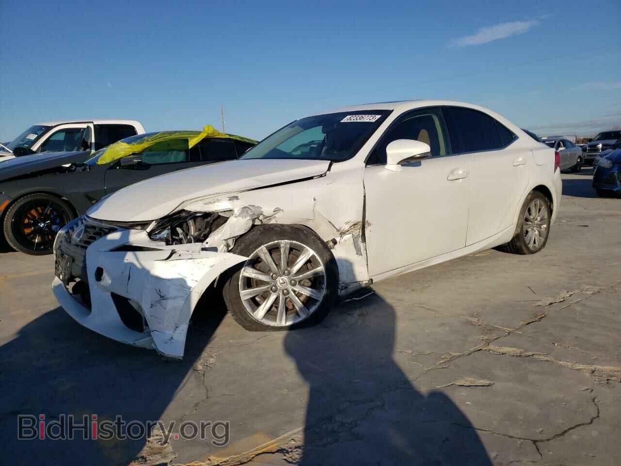 Photo JTHBF1D27F5054219 - LEXUS IS 2015
