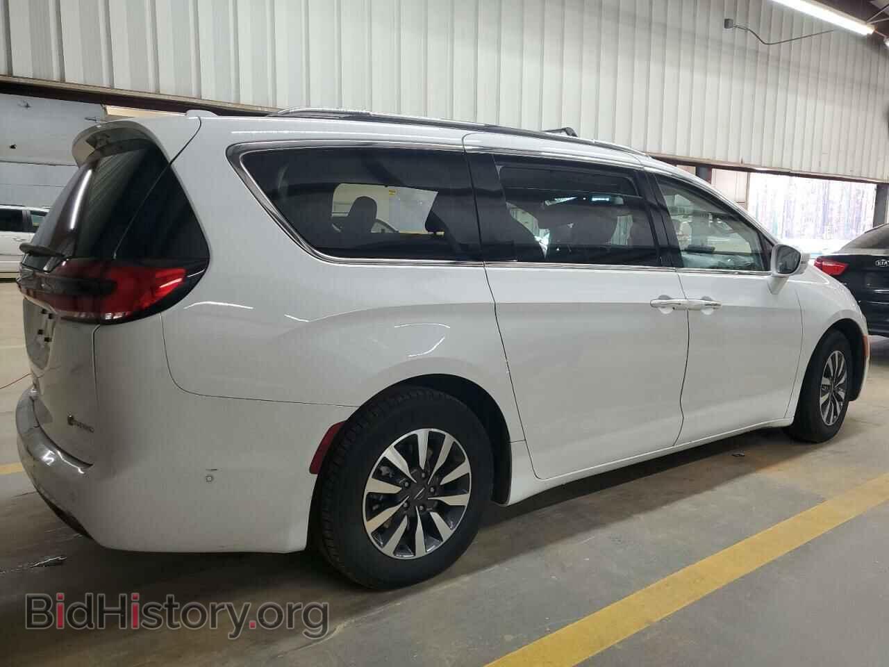 2021 CHRYSLER PACIFICA - VIN: 2C4RC1L75MR597025 - Фото 3