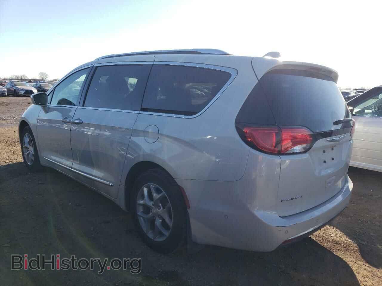 2017 CHRYSLER PACIFICA - VIN: 2C4RC1GG3HR769830 - Photo 2