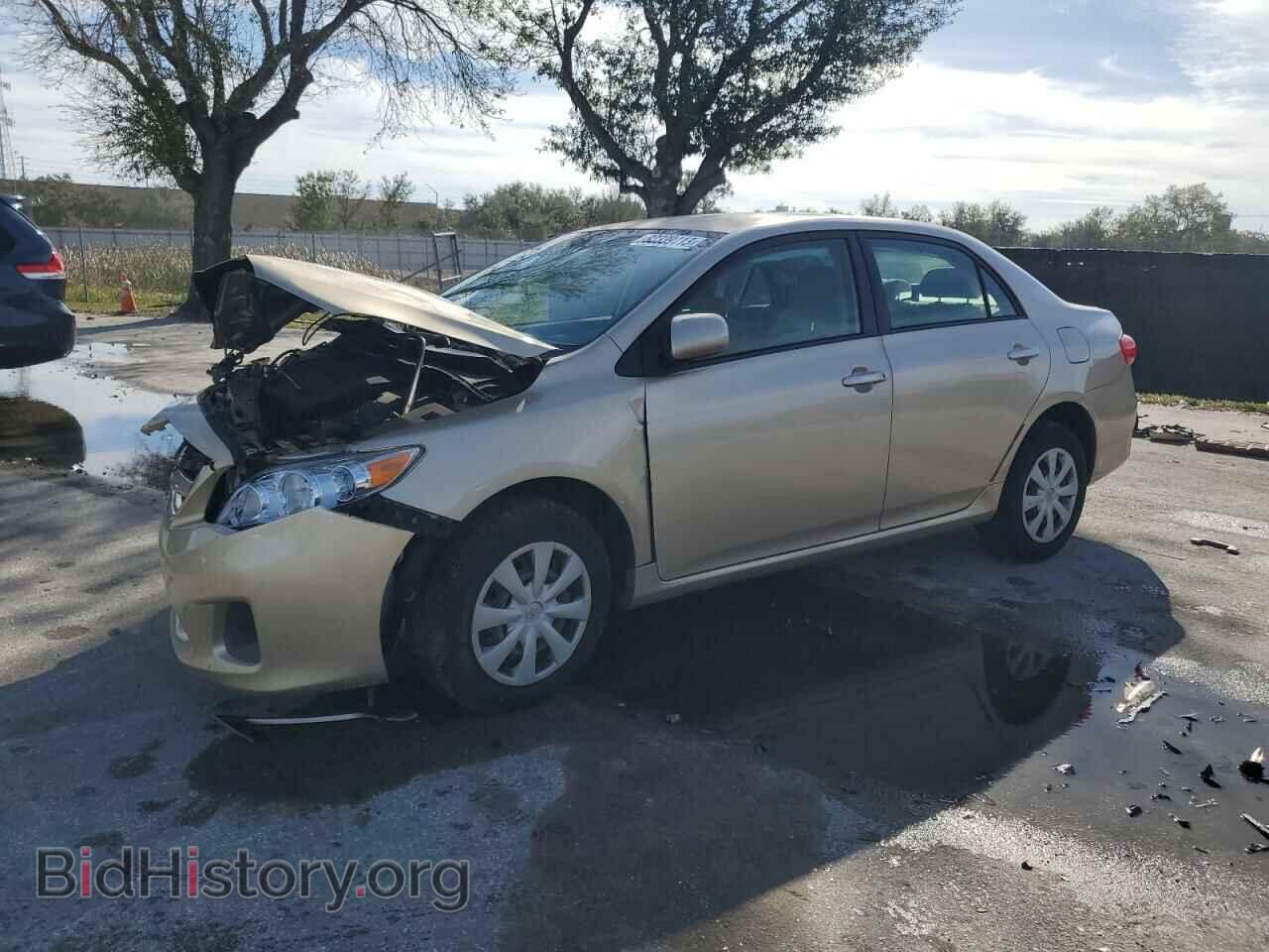 Фотография JTDBU4EEXB9149555 - TOYOTA COROLLA 2011