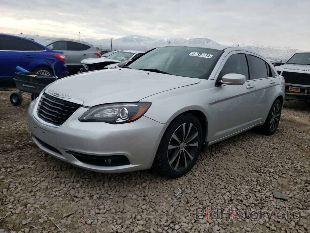 Фотография 1C3CCBHG0CN123116 - CHRYSLER 200 2012