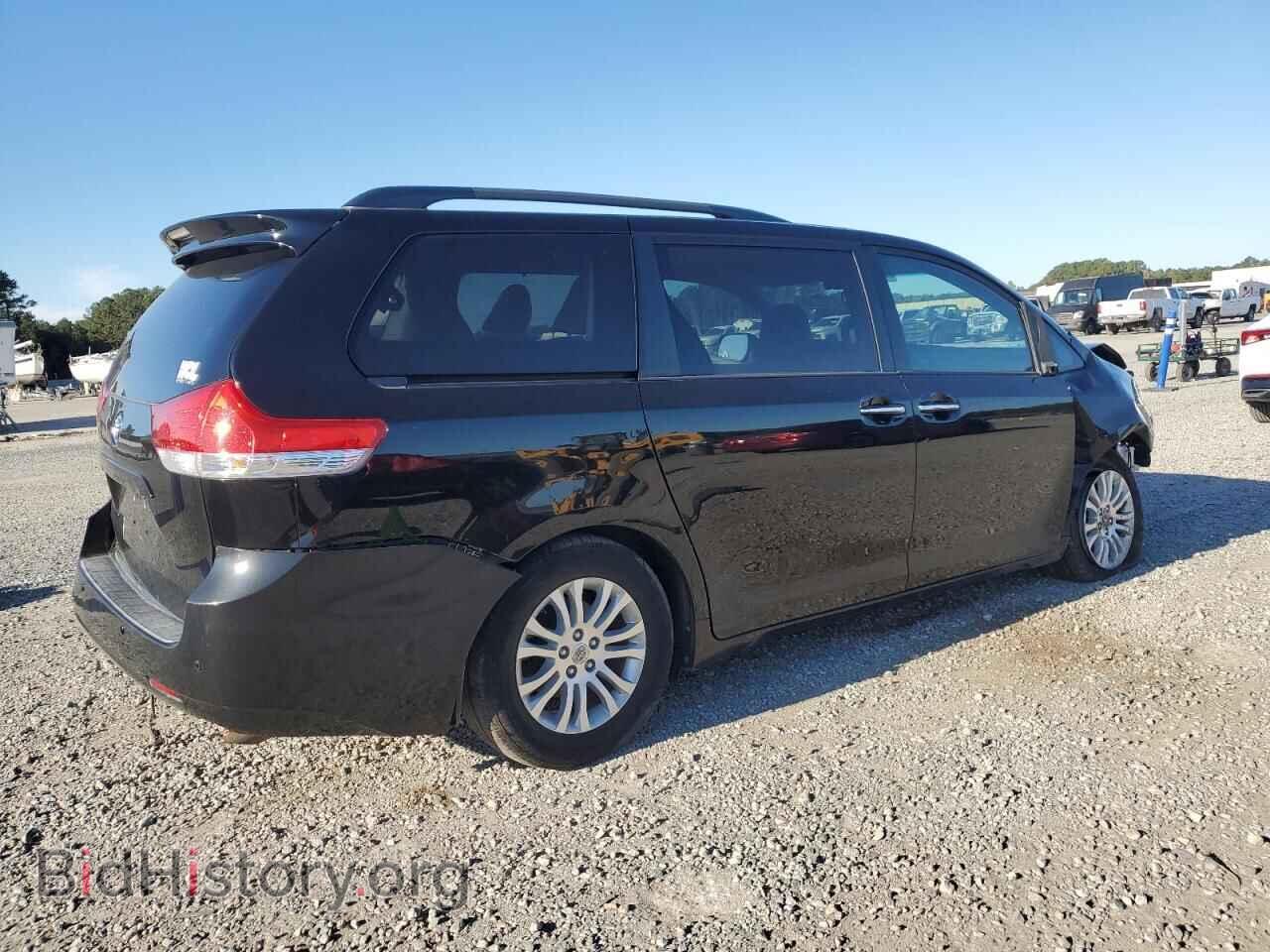 2011 TOYOTA All Models - VIN: 5TDYK3DC2BS132468 - Фото 3