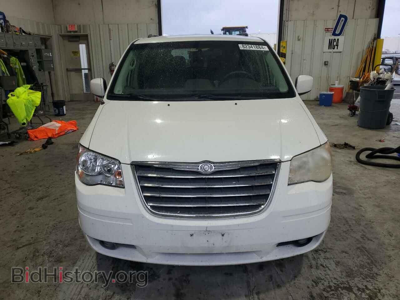 2010 CHRYSLER MINIVAN - VIN: 2A4RR5D18AR358719 - Фото 5